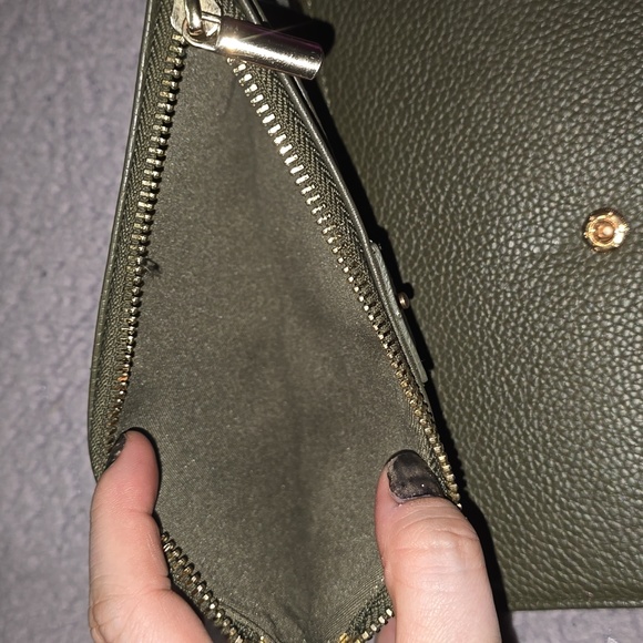 Wallet - Picture 2 of 4